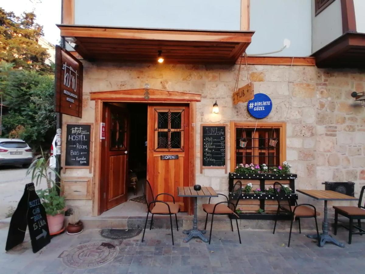 Kuyu Beergarden Hostel Antália Exterior foto